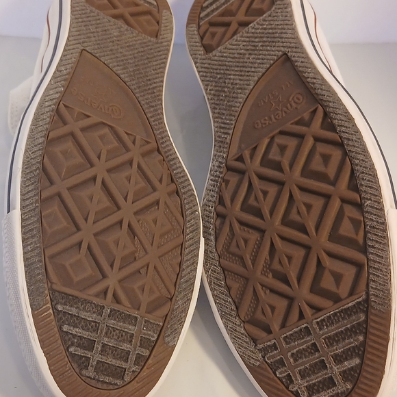 Converse White High-Top Sneakers Style Code M7650 - Picture 11 of 13